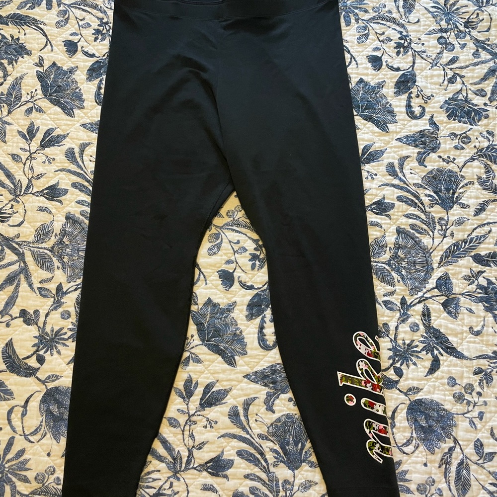 Nike leggings